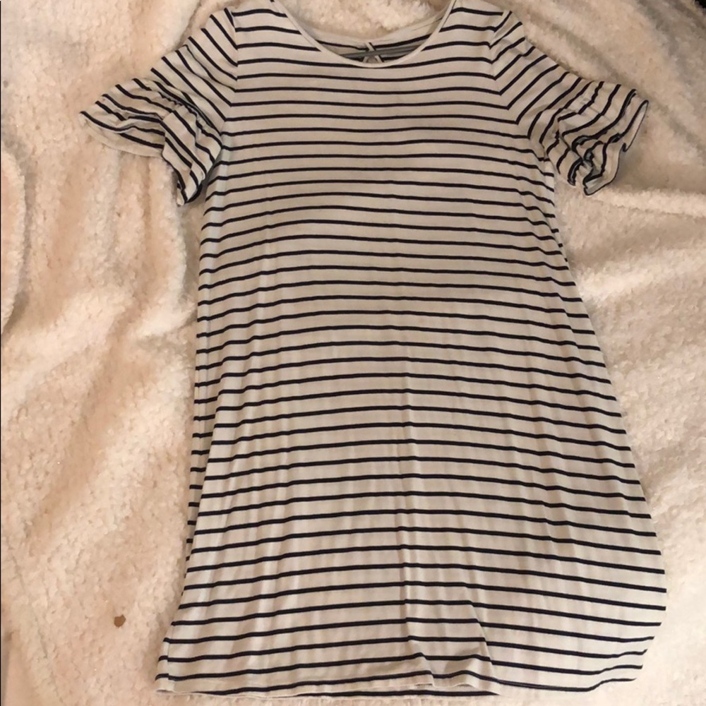 White and black striped dress size S
